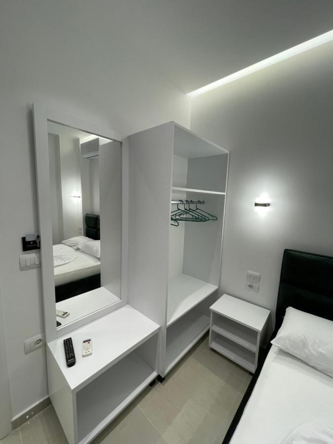 Vila Zogaj 사밀 외부 사진